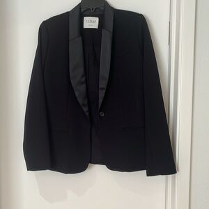 2 pc Womens tuxedo Velvet by Graham and Spencer